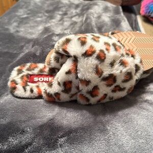 Cheetah house shoes